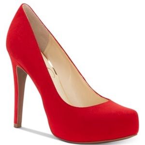 Jessica Simpson Parisah platform pumps